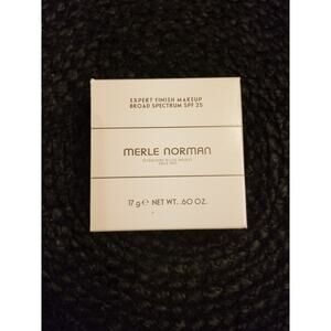 Merle Norman Expert Finish Makeup SPF 25 Delicate Beige .60oz NIB